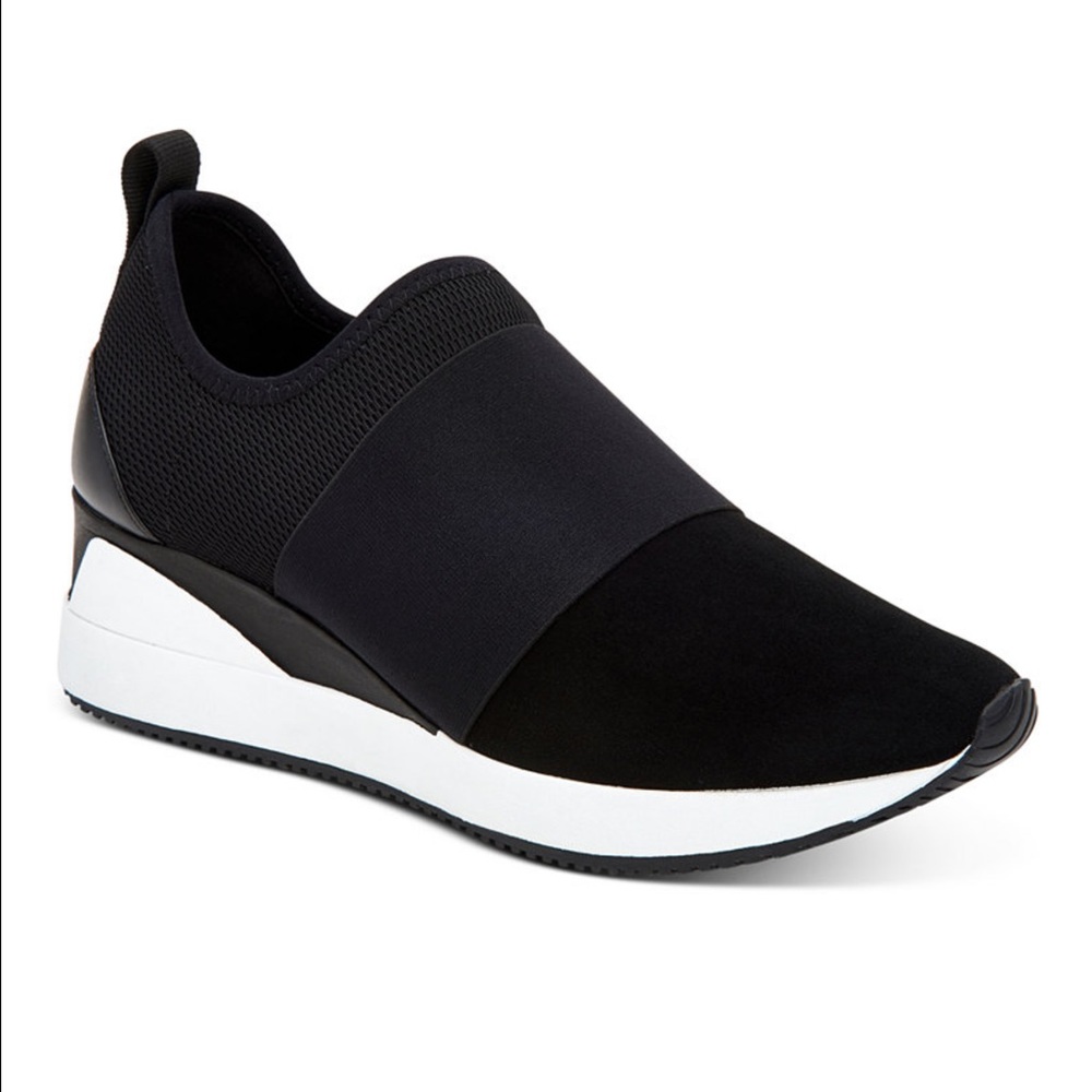 New ALFANI Step ‘N Flex Westonn Wedge Sneaker Macy’s Black 6.5